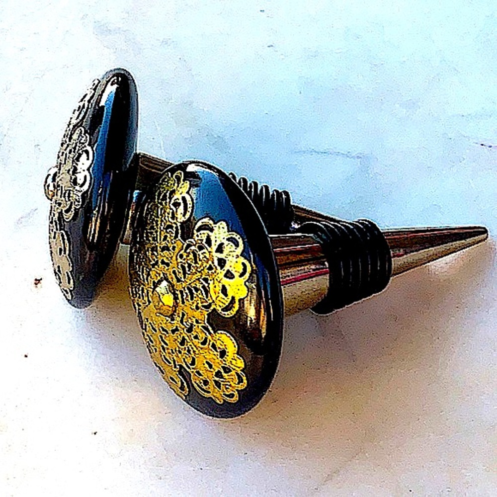 CASA DECOR BOTTLE STOPPERS BLACK SILVER BRASS
